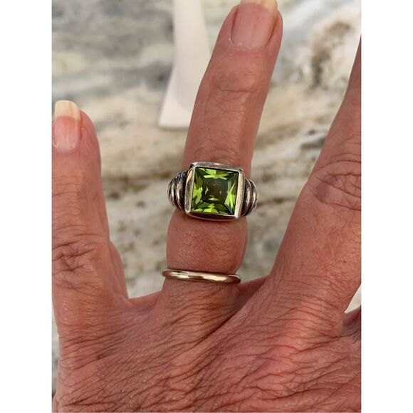 .925 Peridot Stone Sterling Silver Ring #august birthstone - Picture 2 of 7